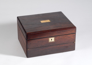 1918-03-43 (writing box)